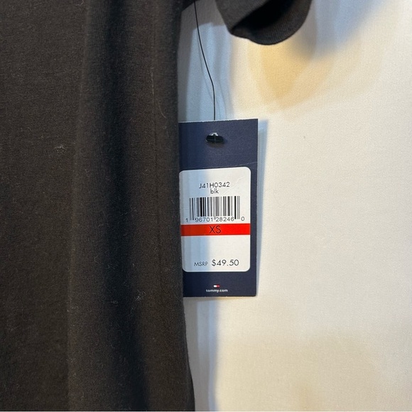 Tommy Hilfiger Women's Embellished Pocket Crewneck T-Shirt - Picture 4 of 5